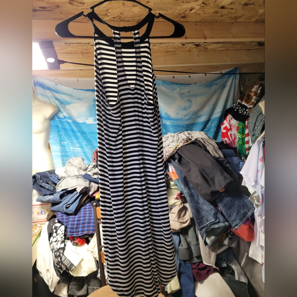 Vans Skater Dress Black & White Striped Midi Length Women's Size Medium - Picture 3 of 4
